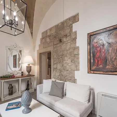 Le Del Conte * Lecce